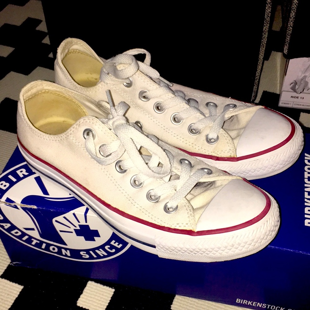 White low converse all star shoes Sz 7